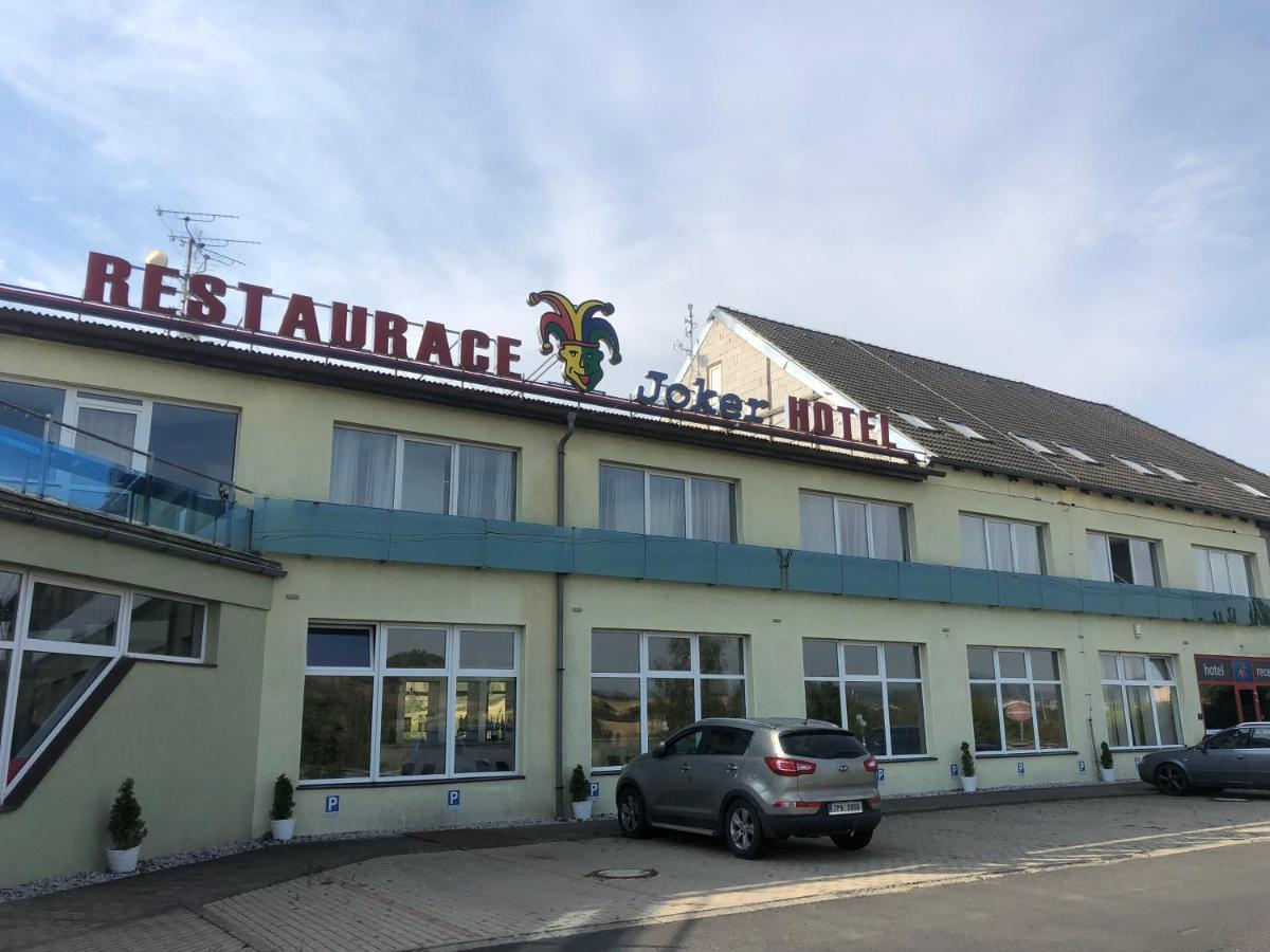 Hotel Joker Obrnice Экстерьер фото