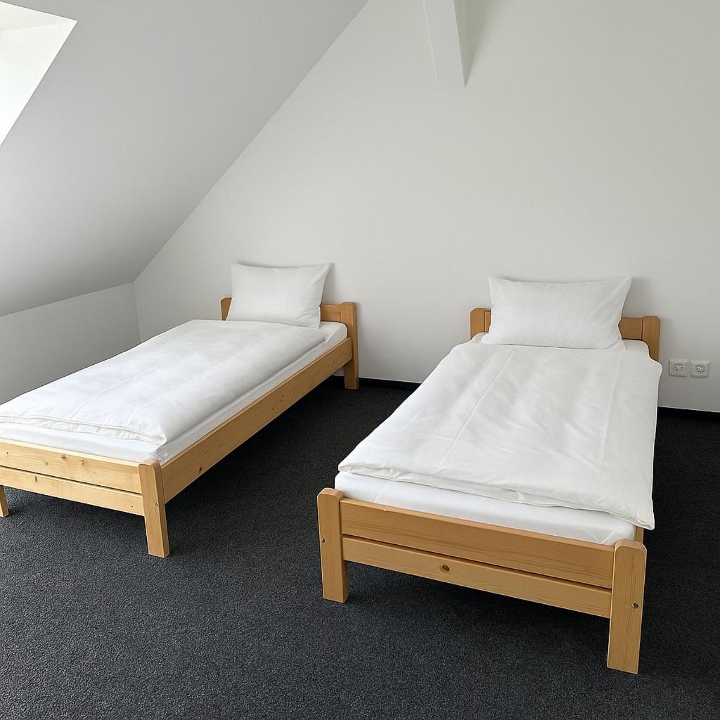 Hotel Joker Obrnice Экстерьер фото